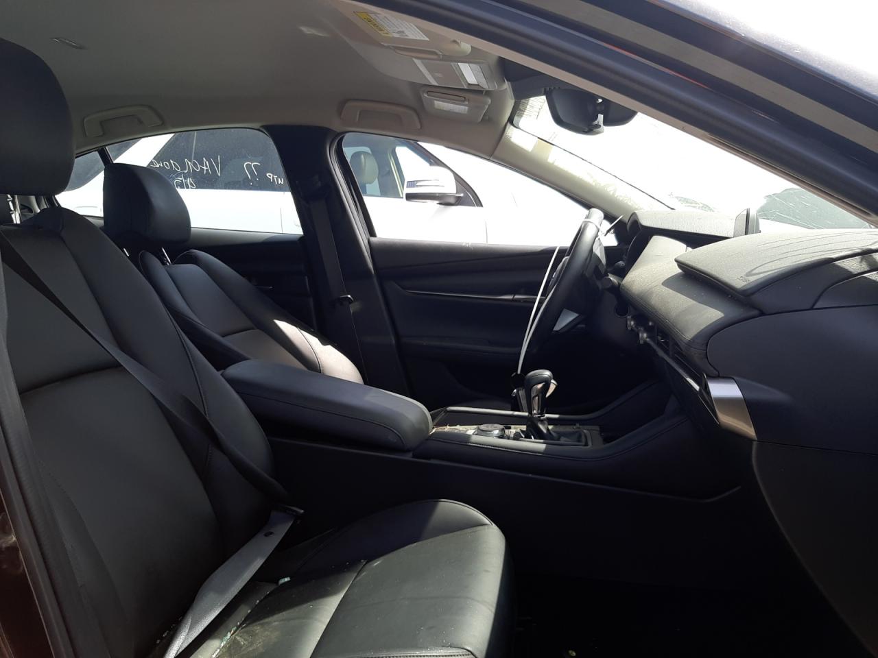 Photo 5 from auction – 2021 MAZDA 3 SELECT with VIN JM1BPABL3M1336856