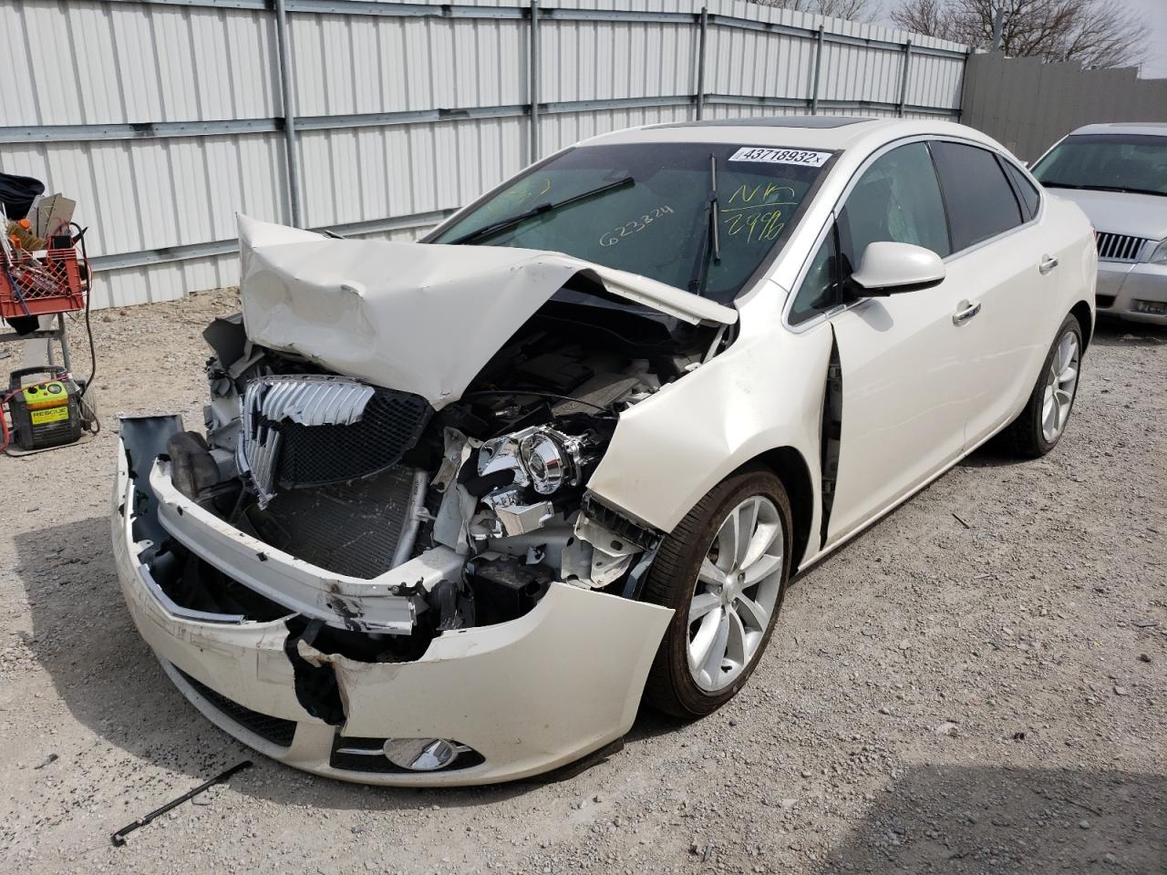 Photo 2 from auction – 2016 BUICK VERANO with VIN 1G4PS5SK9G4102996