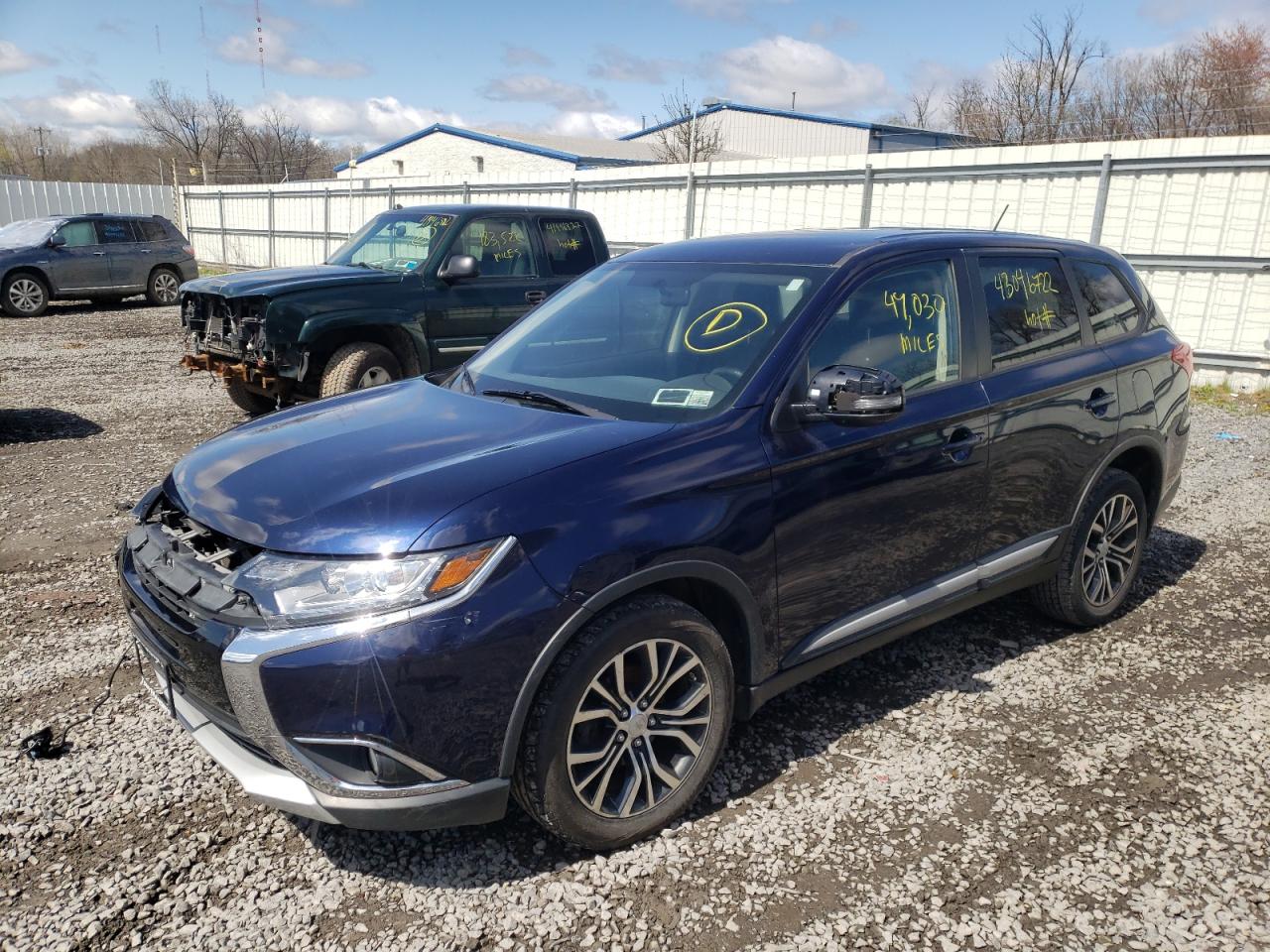 Photo 2 from auction – 2016 MITSUBISHI OUTLANDER with VIN JA4AZ3A38GZ017813