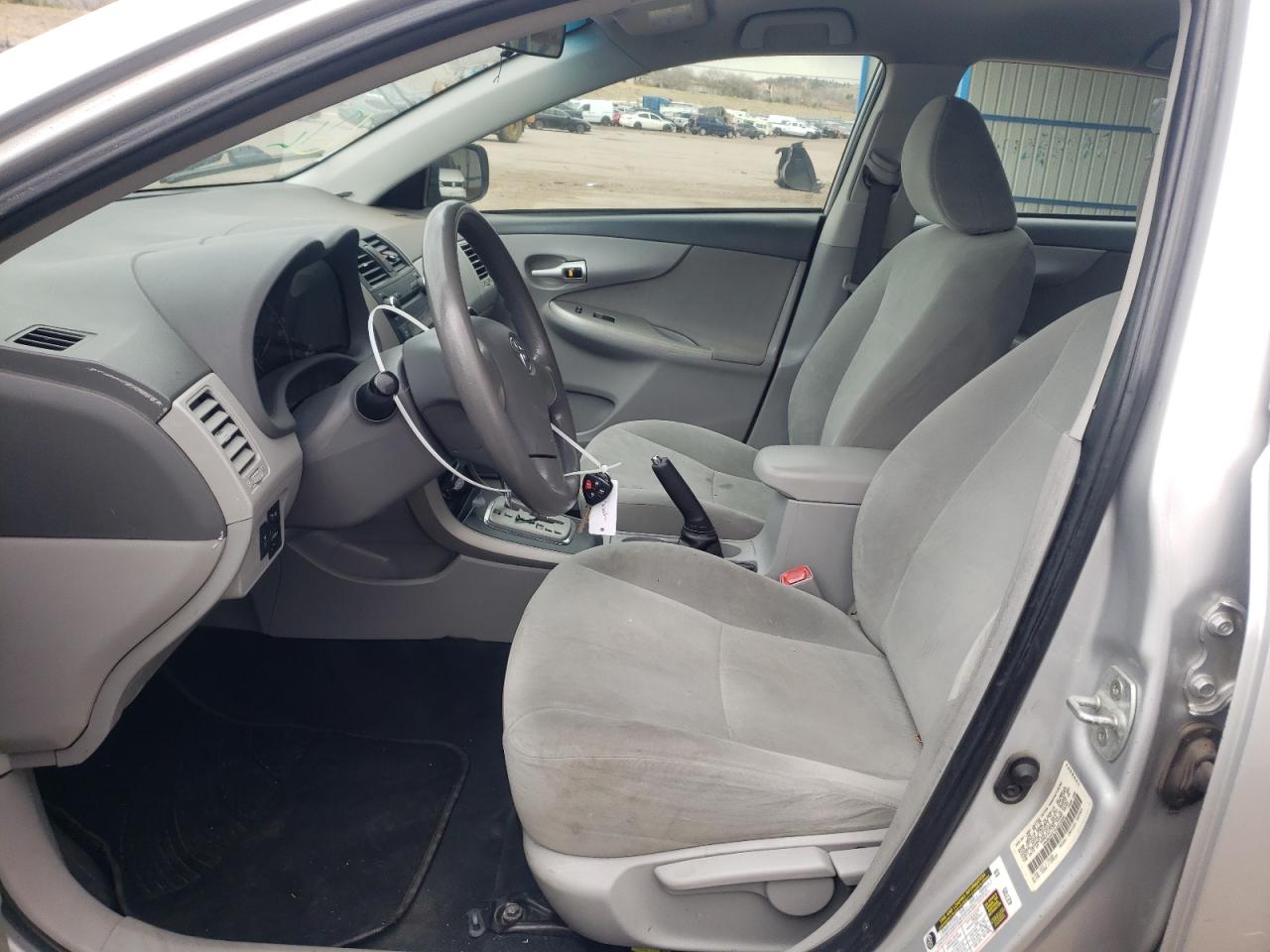 Photo 5 from auction – 2010 TOYOTA CAROLLA with VIN 1NXBU4EE7AZ201859