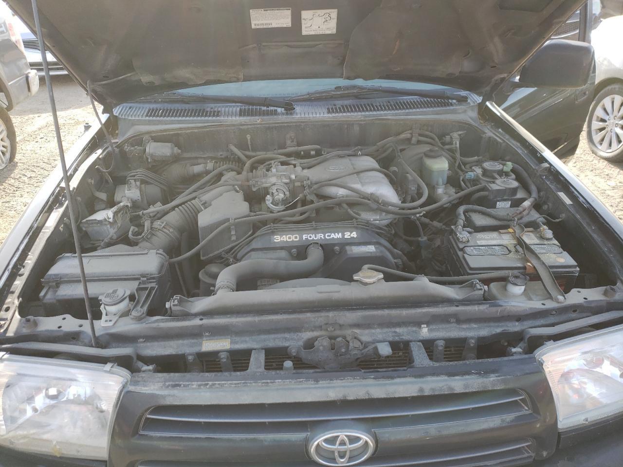 Photo 7 from auction – 2000 TOYOTA 4RUNNER SR with VIN JT3HN86R4Y0274147