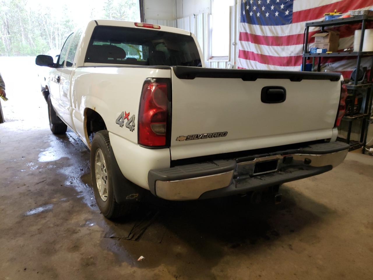 Photo 3 from auction – 2007 CHEVROLET SILVERADO with VIN 1GCEK19V47E159346
