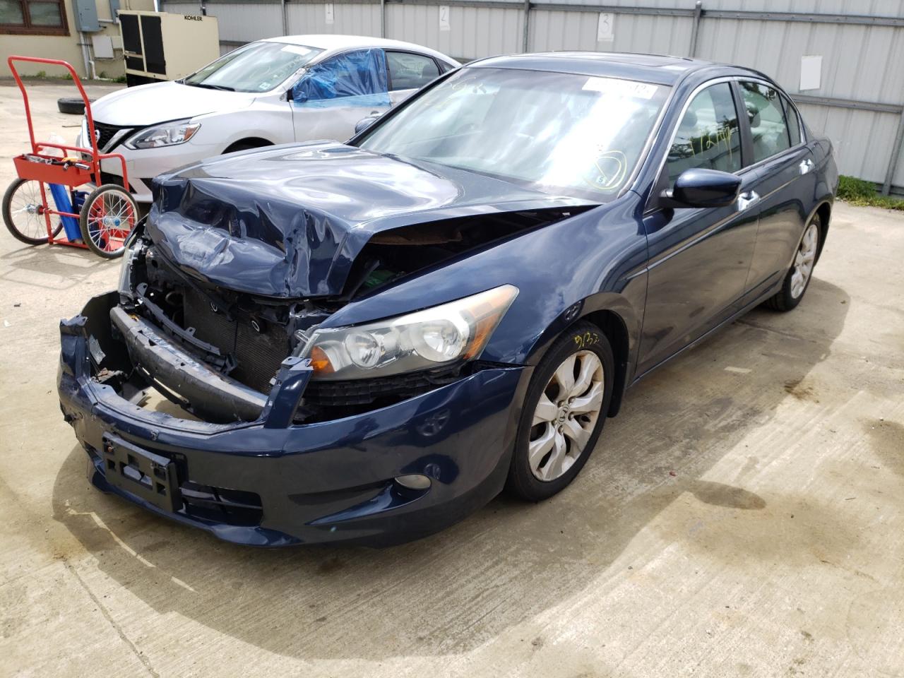Photo 2 from auction – 2010 HONDA ACCORD EXL with VIN 5KBCP3F85AB013743