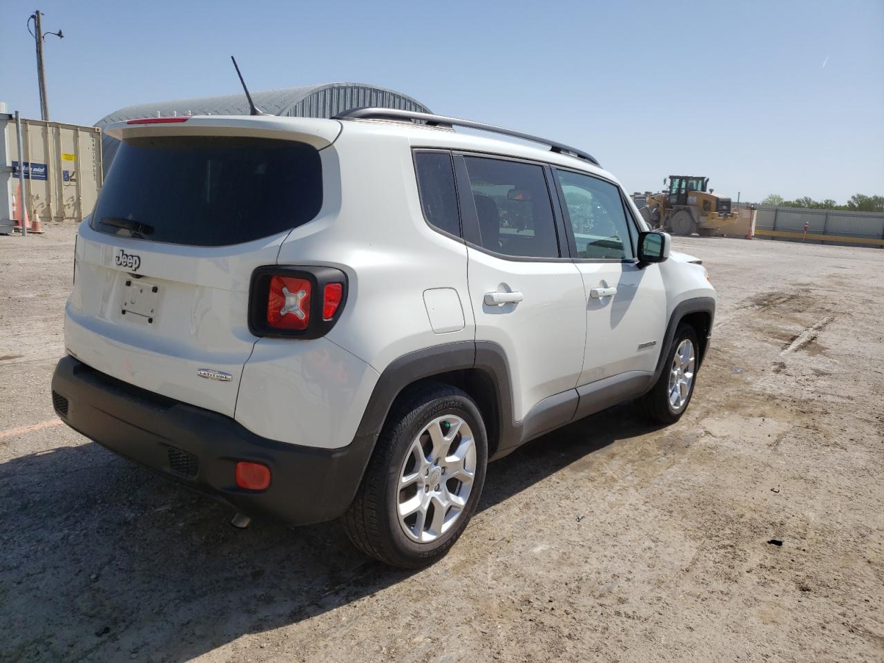 Photo 4 from auction – 2017 JEEP RENEGADE L with VIN ZACCJABB9HPG46612
