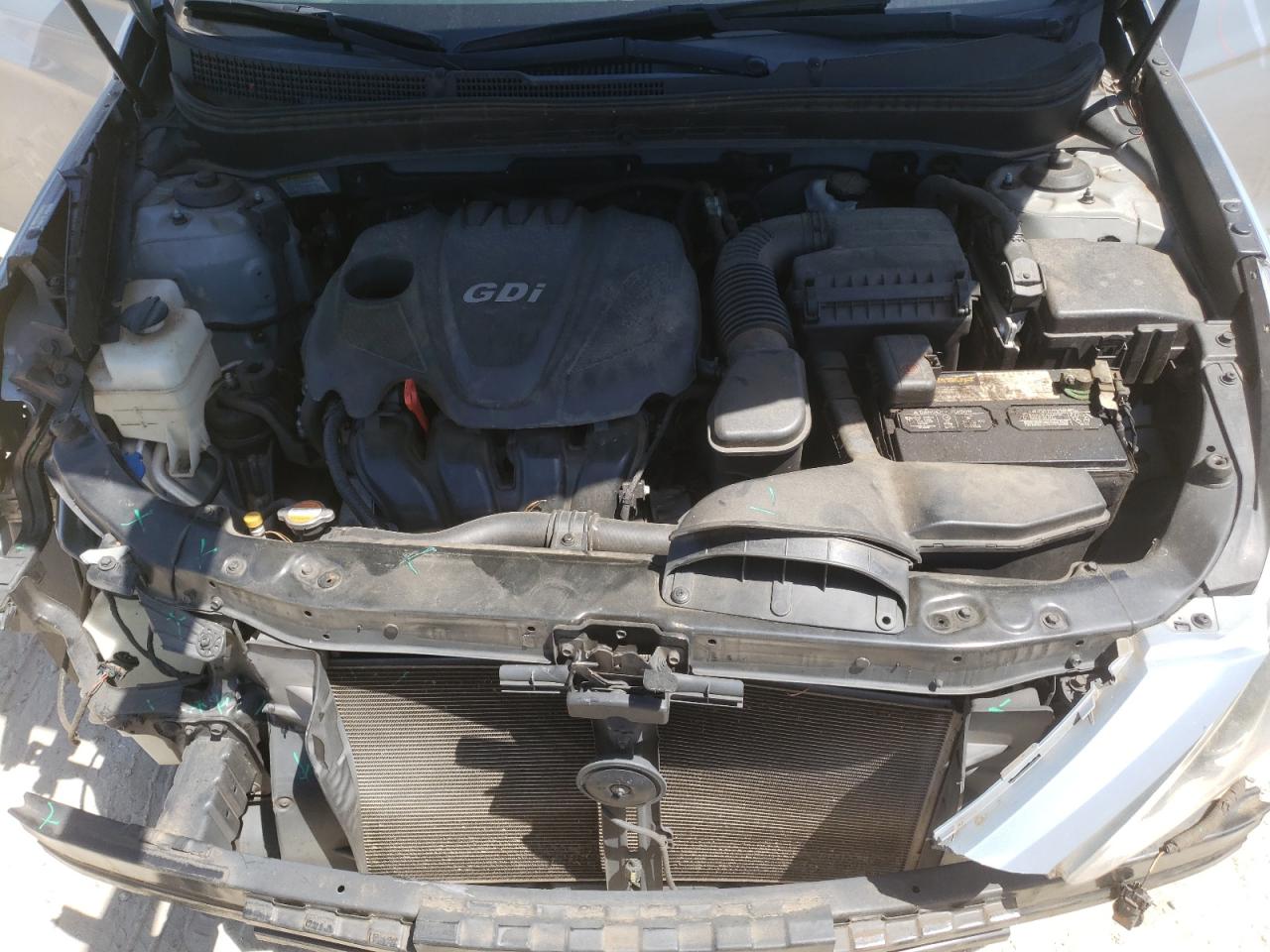 Photo 7 from auction – 2011 HYUNDAI SONATA SE with VIN 5NPEC4AC0BH133392