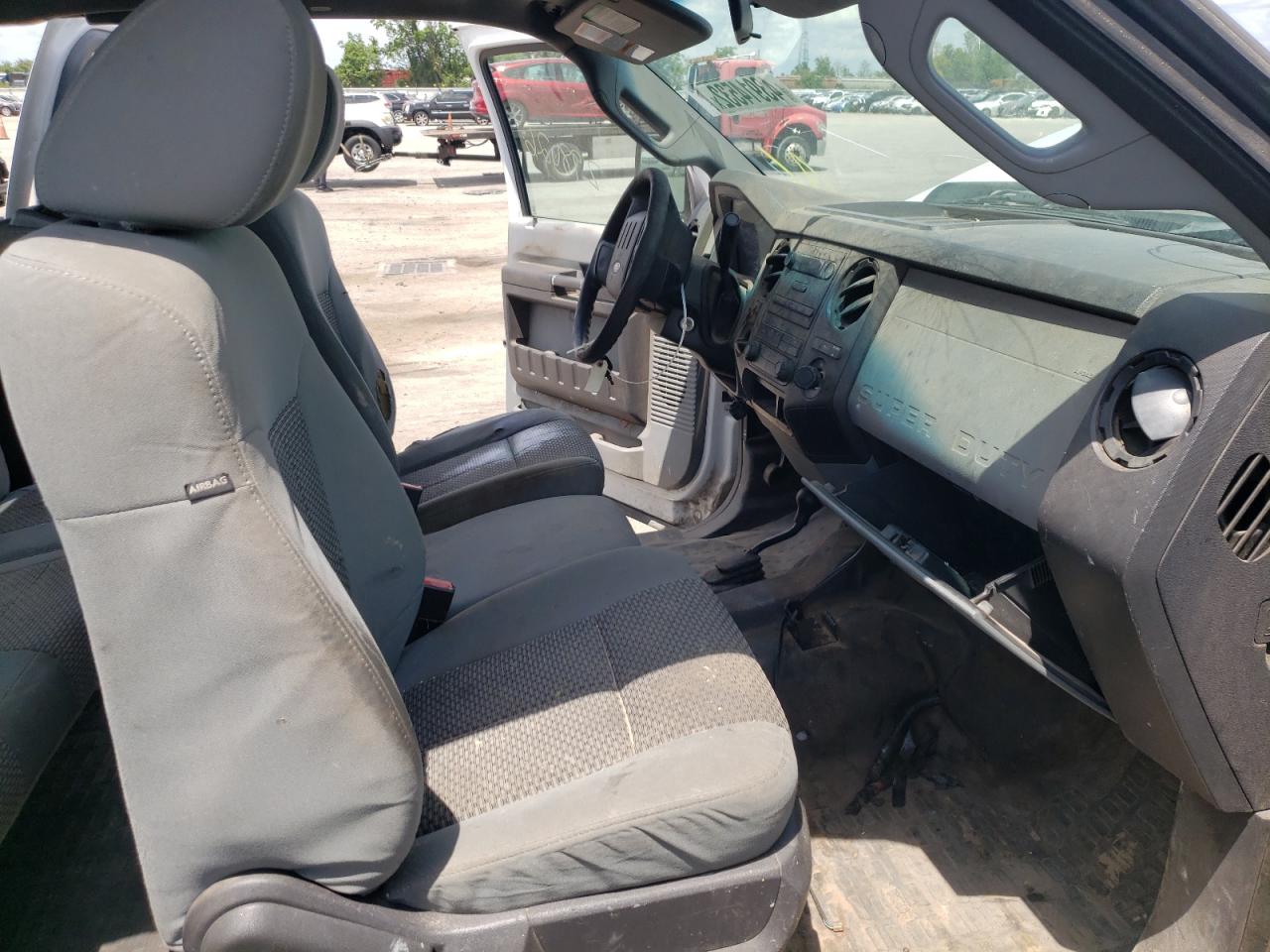 Photo 5 from auction – 2015 FORD F250 SUPER with VIN 1FT7X2B68FEB97387