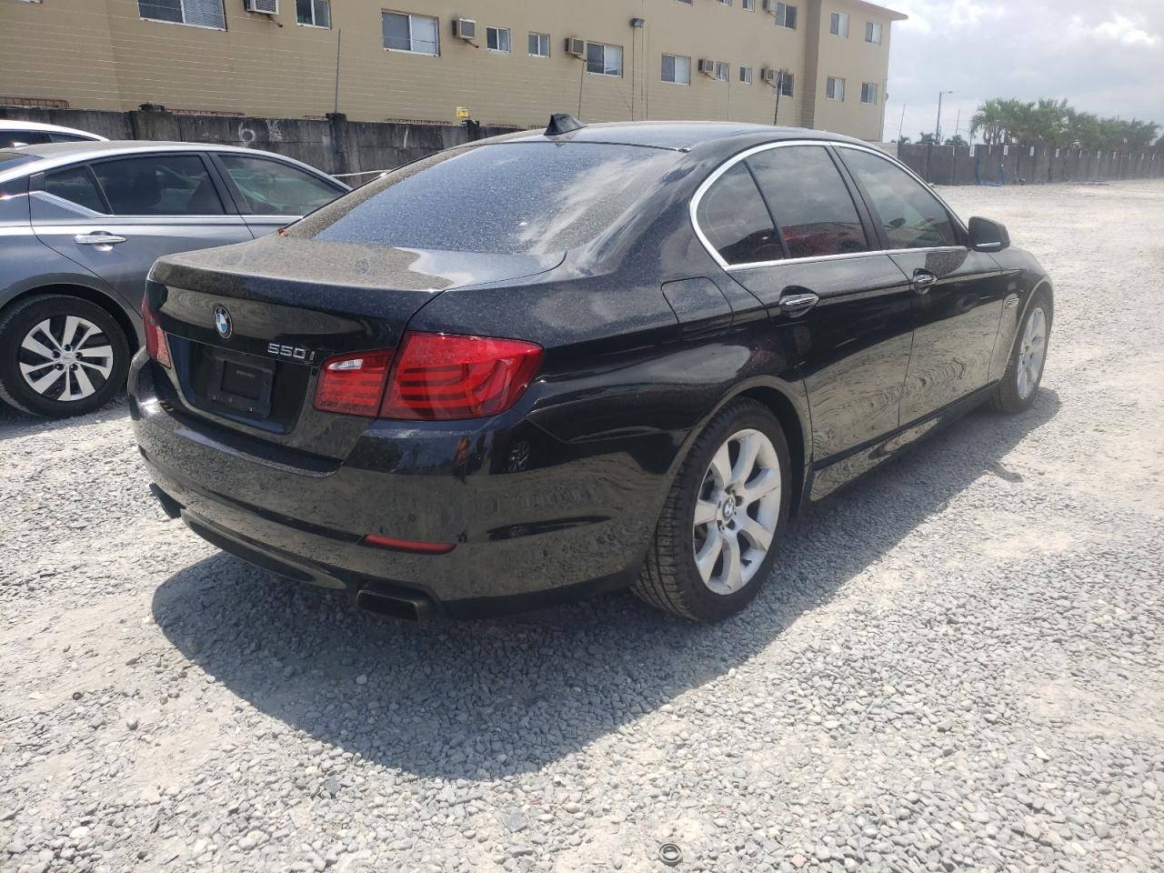 Photo 4 from auction – 2011 BMW 550 I with VIN WBAFR9C5XBC599385