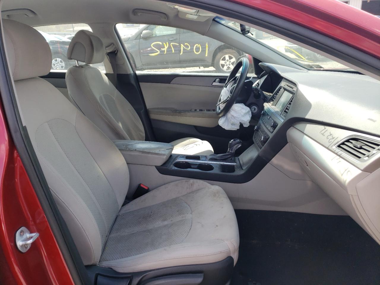 Photo 5 from auction – 2016 HYUNDAI SONATA SE with VIN 5NPE24AF4GH351727