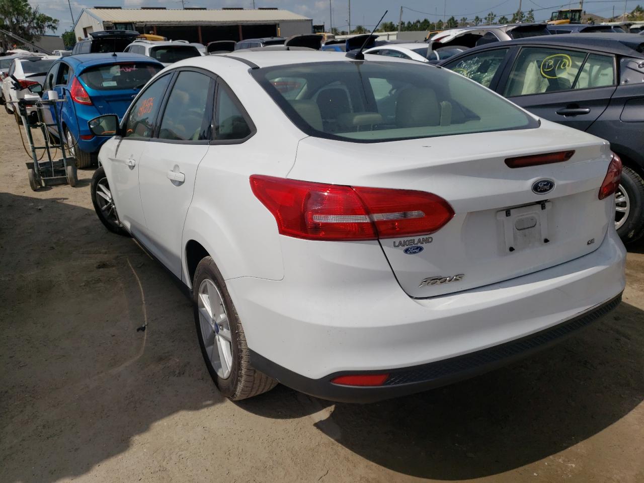 Photo 3 from auction – 2018 FORD FOCUS SE with VIN 1FADP3F28JL227224