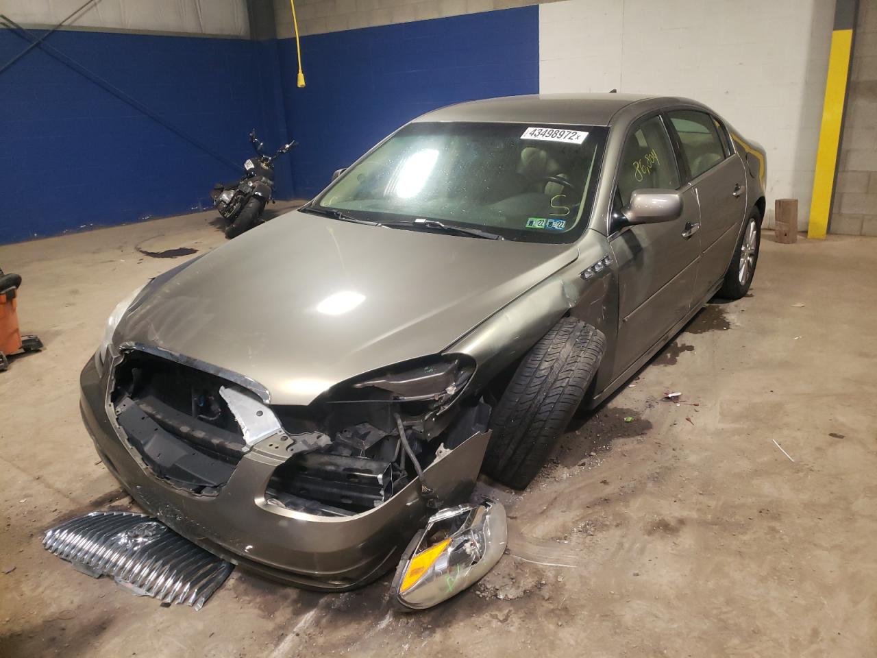 Photo 2 from auction – 2011 BUICK LUCERNE CX with VIN 1G4HC5EM0BU105633