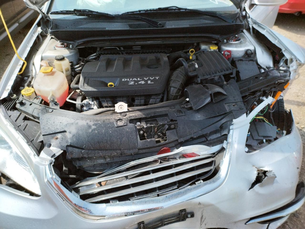 Photo 7 from auction – 2012 CHRYSLER 200 LX with VIN 1C3CCBAB9CN144870