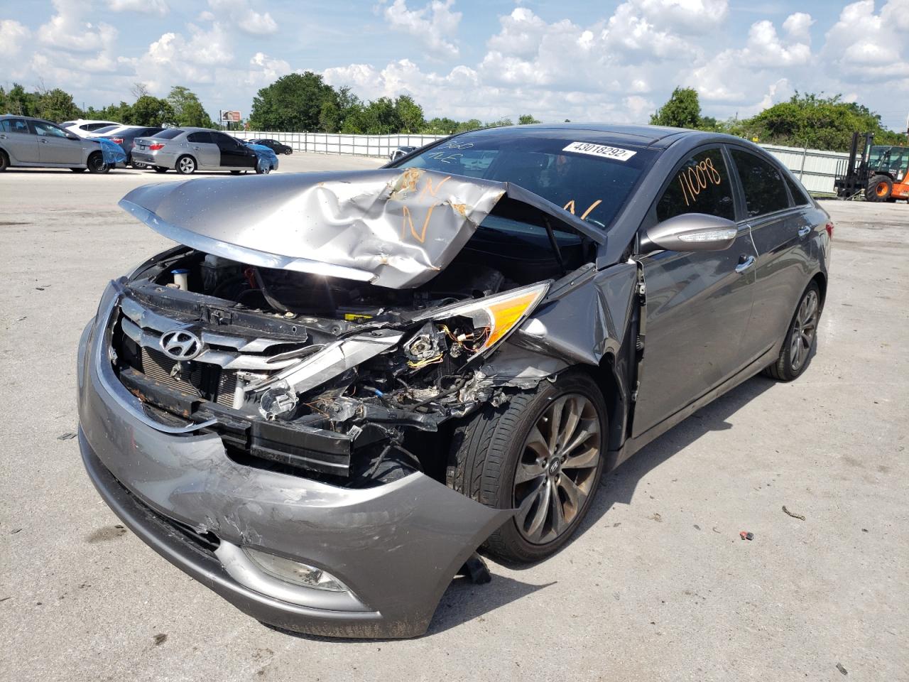 Photo 2 from auction – 2012 HYUNDAI SONATA with VIN 5NPEC4AB1CH372426