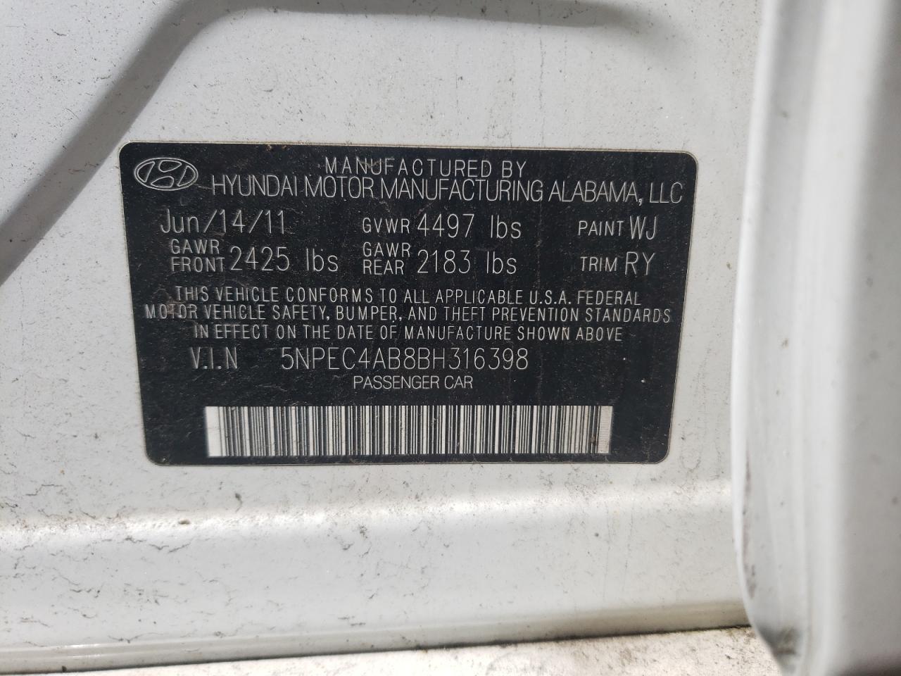 Photo 10 from auction – 2011 HYUNDAI SONATA SE with VIN 5NPEC4AB8BH316398