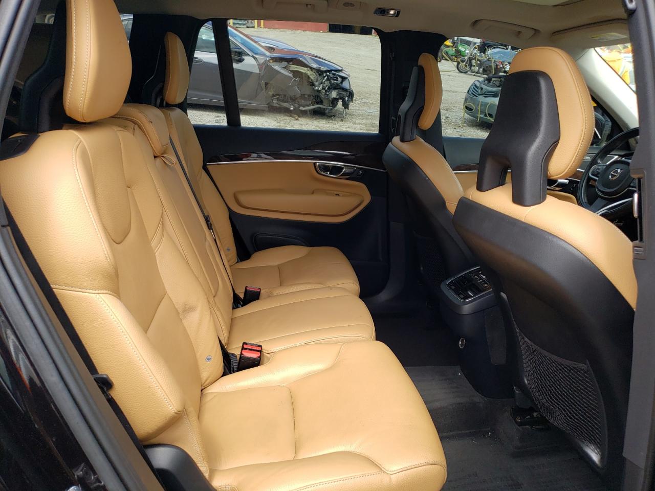 Photo 16 from auction – 2016 VOLVO XC90 T6 with VIN YV4A22PK4G1071284