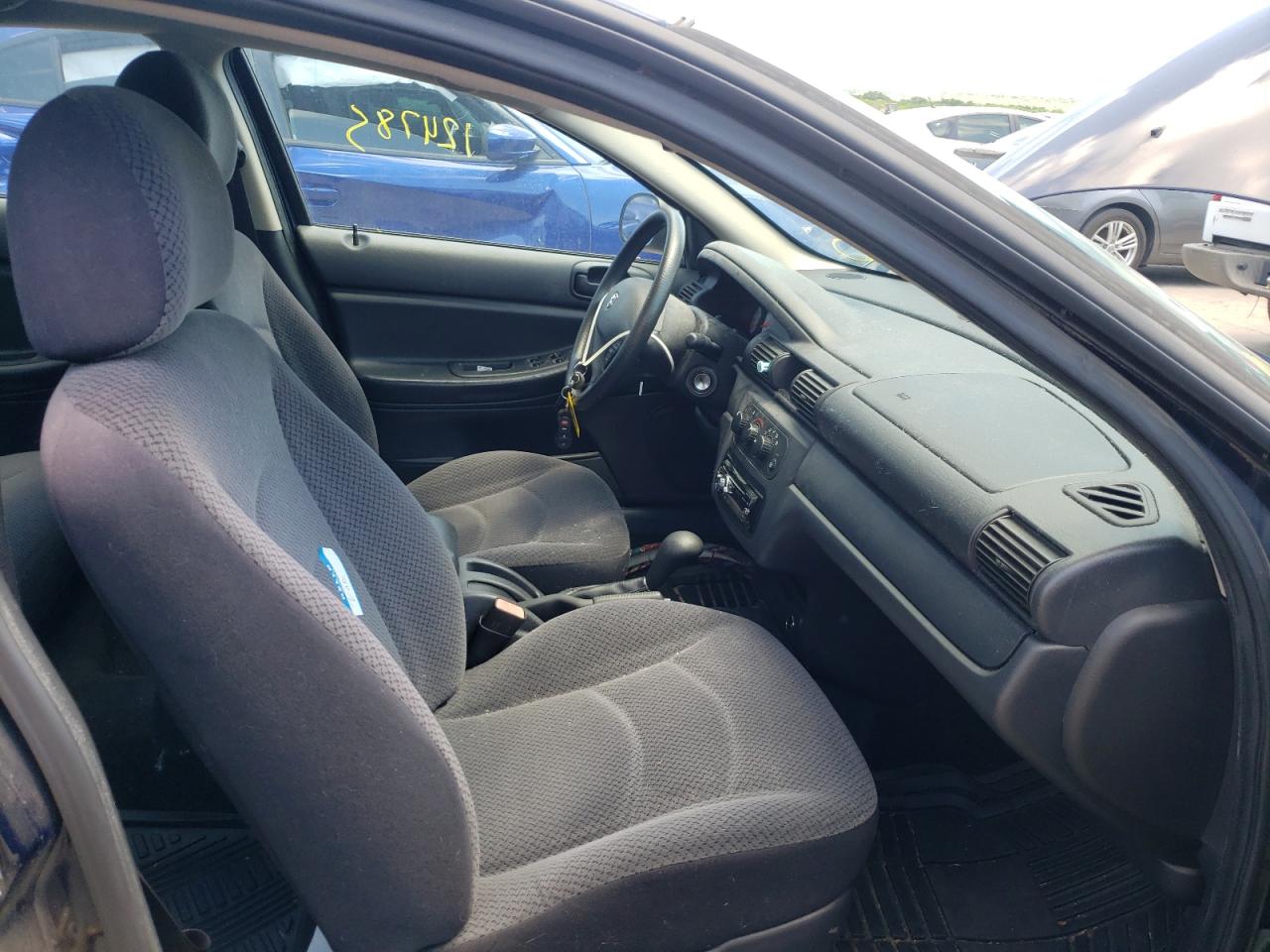 Photo 5 from auction – 2006 DODGE STRATUS SX with VIN 1B3AL46TX6N233238