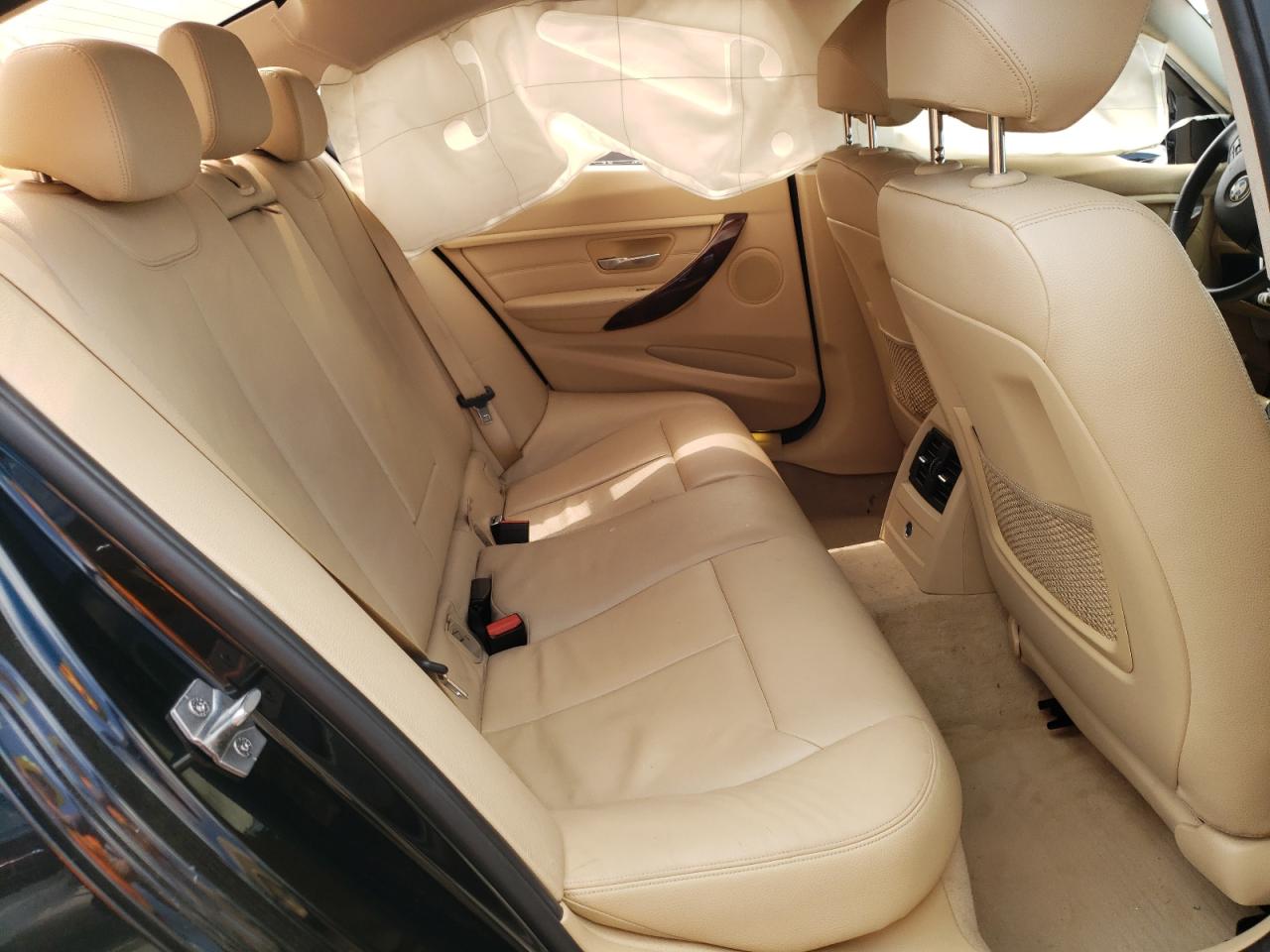 Photo 6 from auction – 2013 BMW 328 I with VIN WBA3A5C50DF355006