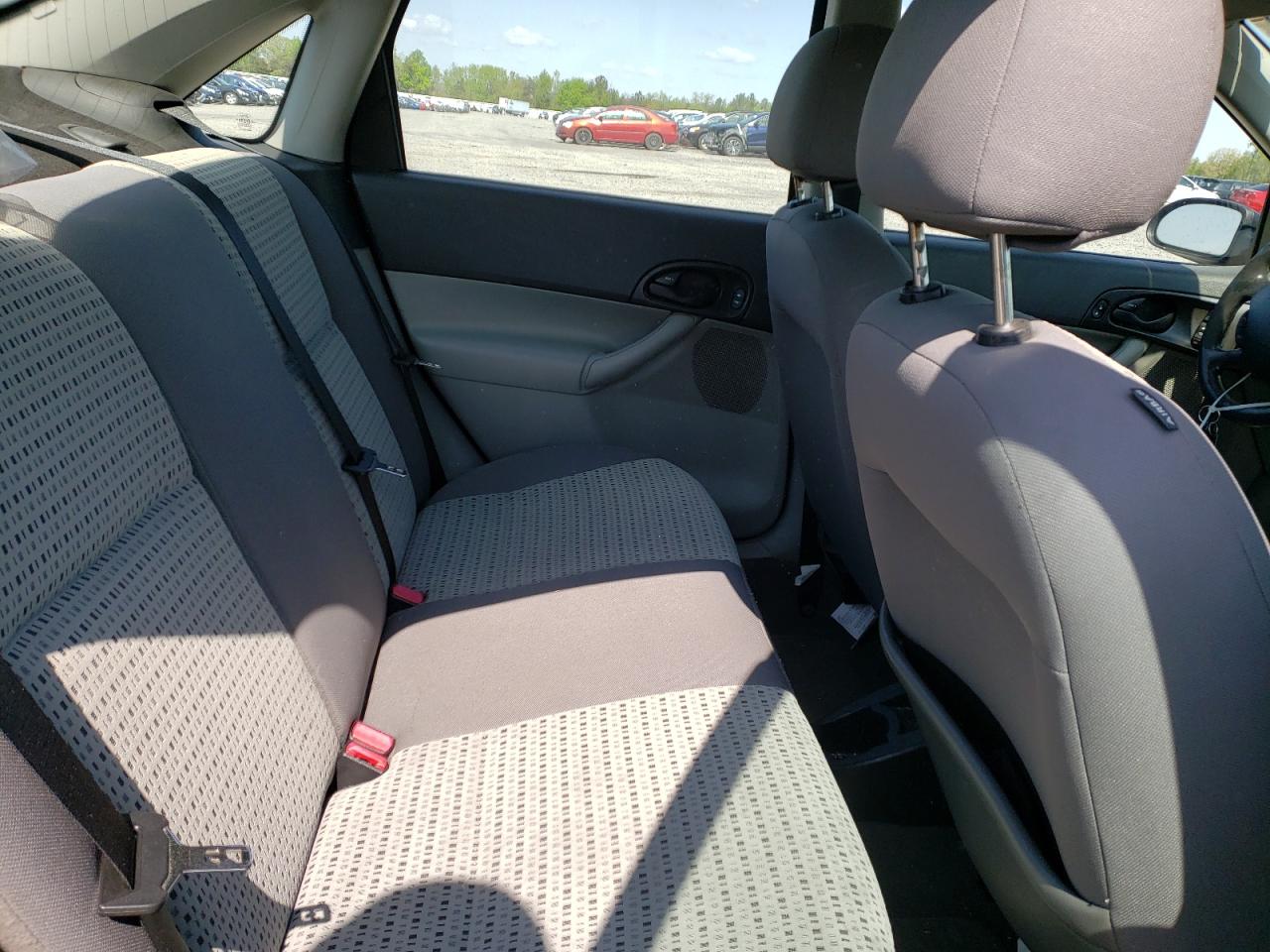 Photo 6 from auction – 2007 FORD FOCUS ZX4 with VIN 1FAHP34N07W154601