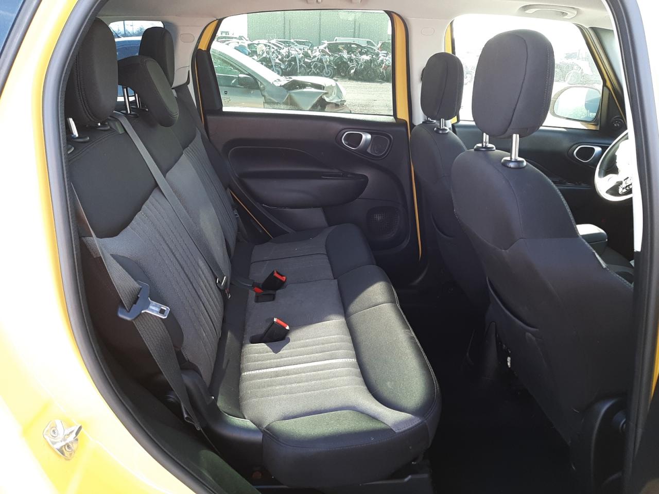 Photo 6 from auction – 2015 FIAT 500L TREKK with VIN ZFBCFADH5FZ034296