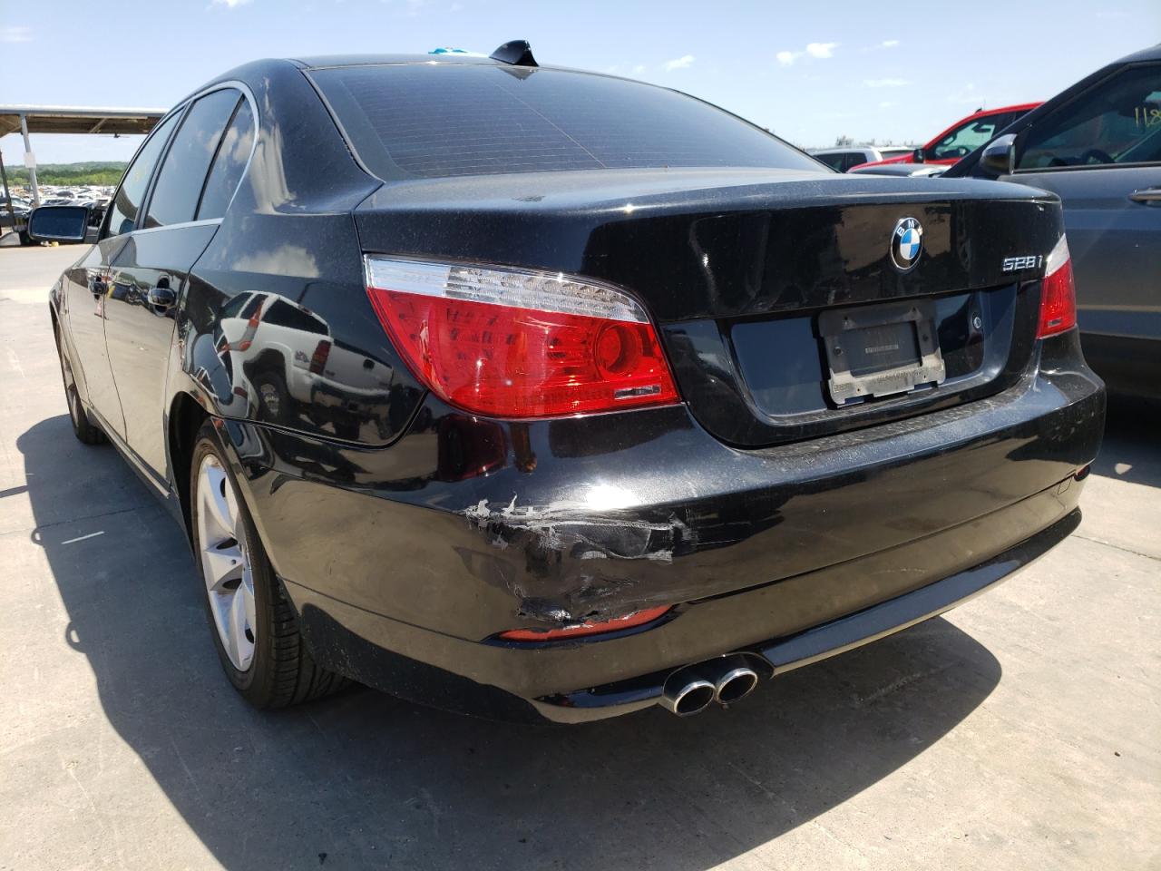Photo 3 from auction – 2008 BMW 528 I with VIN WBANU53588CT08099