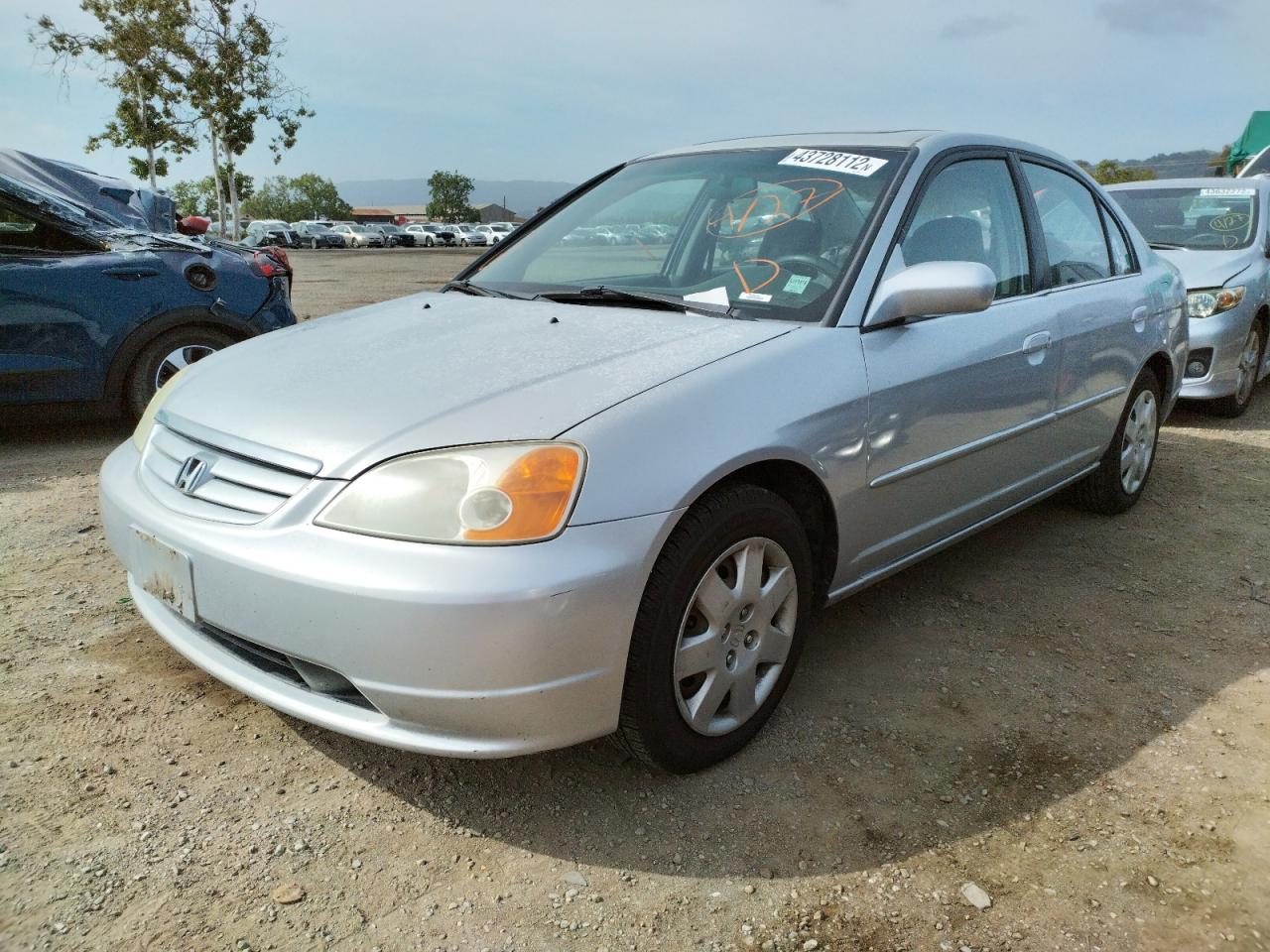 Photo 2 from auction – 2001 HONDA CIVIC EX with VIN 2HGES25771H607058