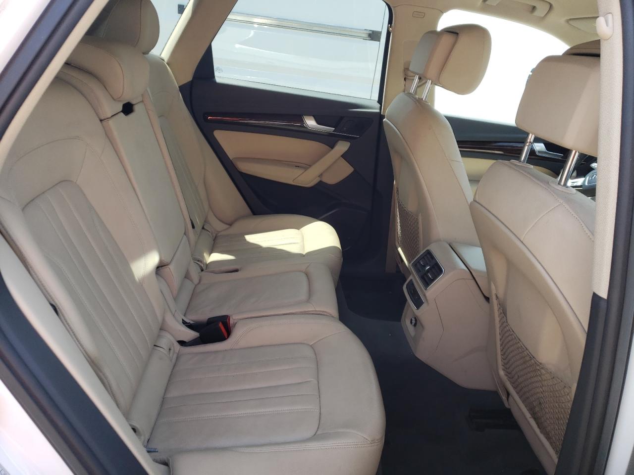 Photo 6 from auction – 2019 AUDI Q5 PREMIUM with VIN WA1ANAFY2K2082341