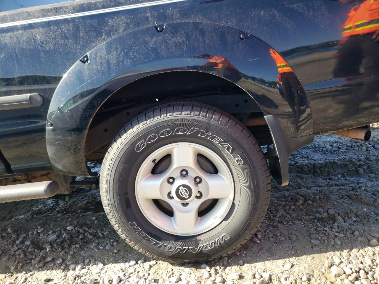 Photo 9 from auction – 2002 NISSAN FRONTIER C with VIN 1N6ED29X52C319611
