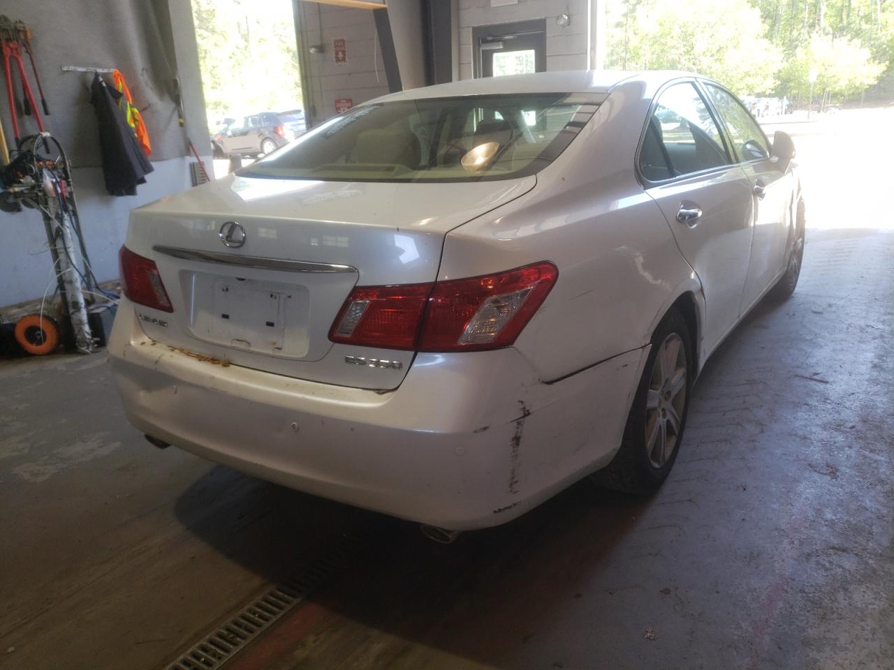 Photo 4 from auction – 2008 LEXUS ES 350 with VIN JTHBJ46G682195005