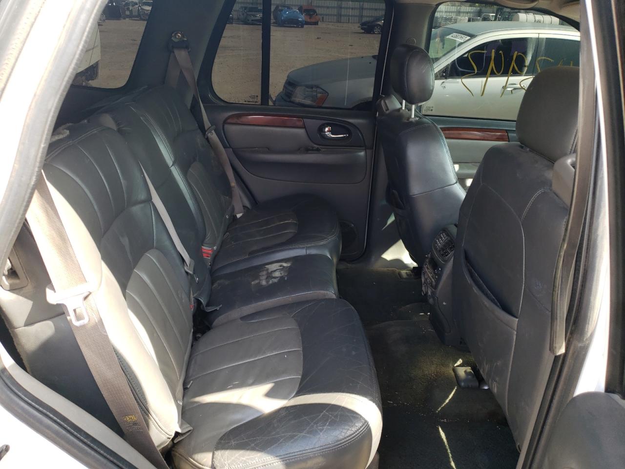 Photo 6 from auction – 2002 GMC ENVOY with VIN 1GKDS13S322276344