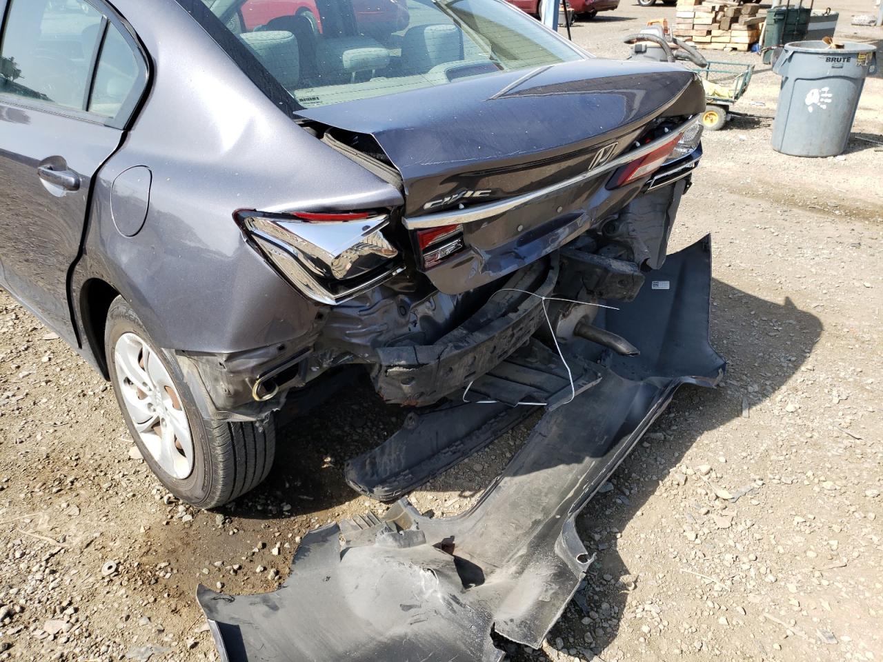 Photo 9 from auction – 2015 HONDA CIVIC LX with VIN 19XFB2F58FE073040