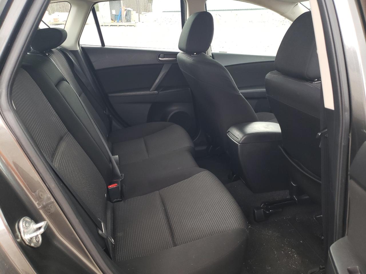 Photo 6 from auction – 2013 MAZDA 3 I with VIN JM1BL1LP2D1822622