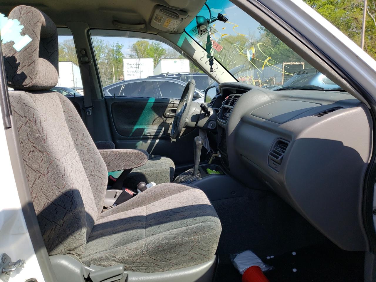 Photo 5 from auction – 2002 CHEVROLET TRACKER ZR with VIN 2CNBJ734826913673