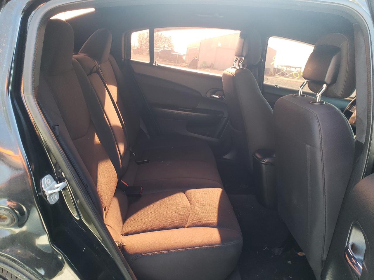 Photo 6 from auction – 2013 CHRYSLER 200 LX with VIN 1C3CCBAB2DN704715