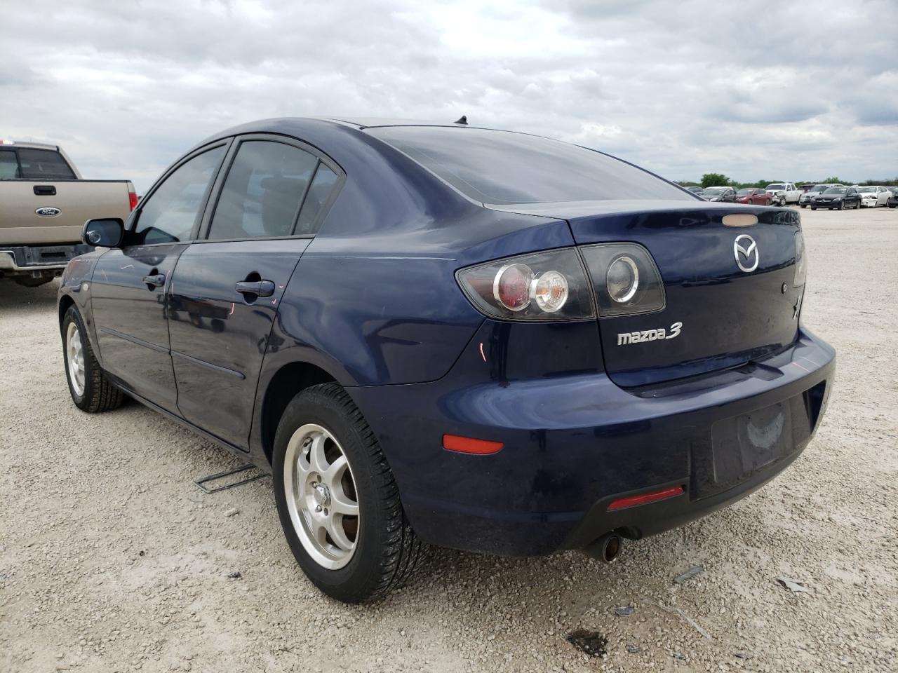 Photo 3 from auction – 2008 MAZDA 3 I with VIN JM1BK12F081175221
