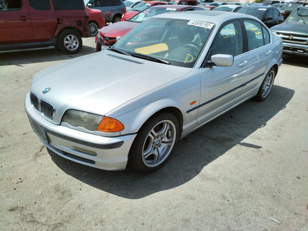Photo 2 from auction – 1999 BMW 328 I AUTO with VIN WBAAM5333XFR08720