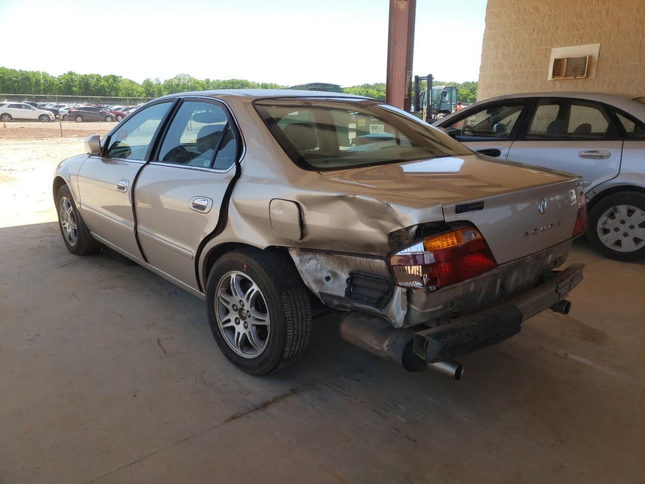 Фото 3 с аукциона – 2000 ACURA 3.2TL с VIN 19UUA5665YA032196