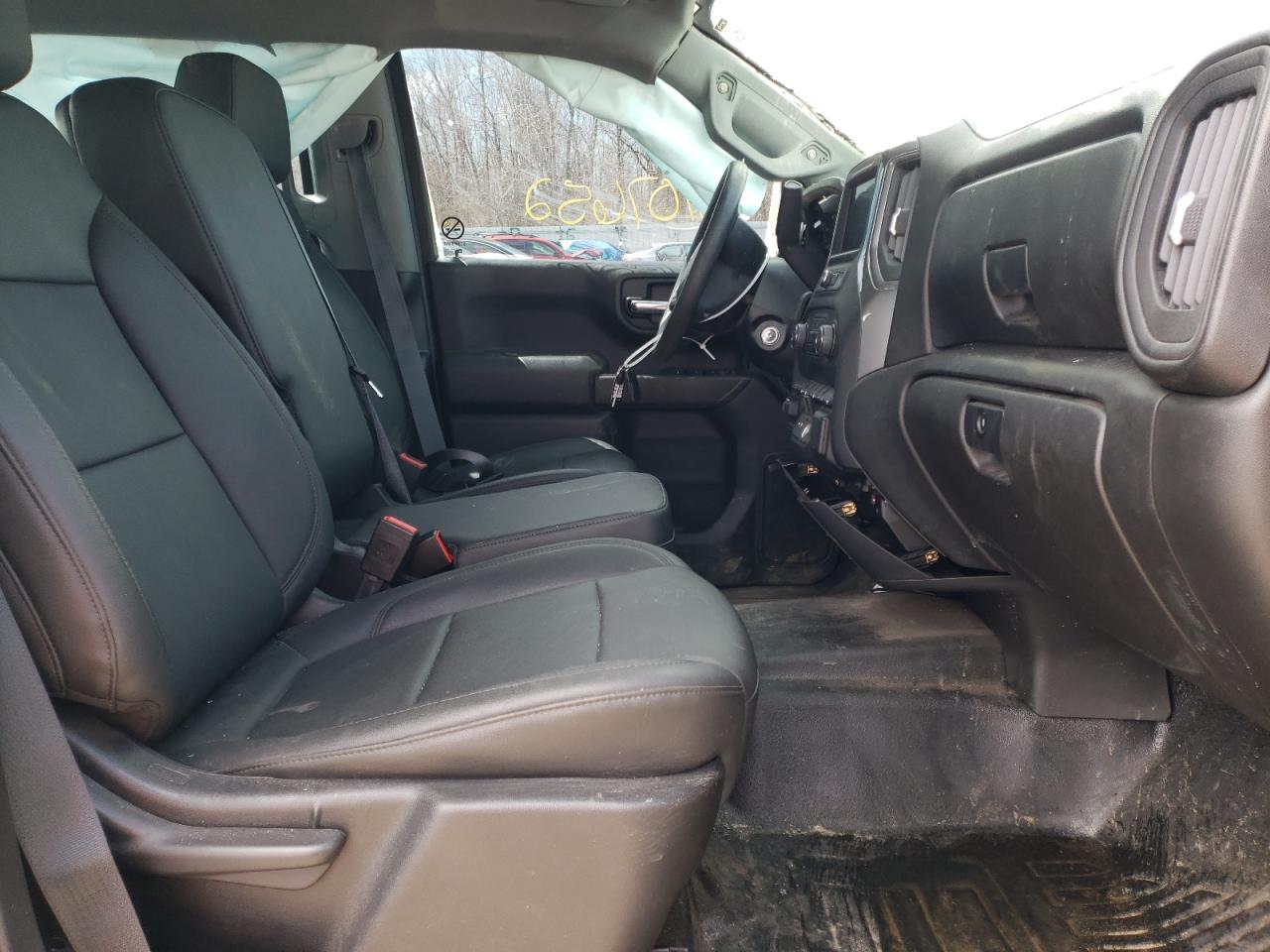 Photo 5 from auction – 2021 CHEVROLET SILVERADO with VIN 1GCUYAEFXMZ323552