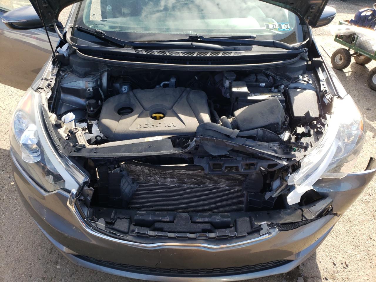 Photo 7 from auction – 2016 KIA FORTE LX with VIN KNAFX4A6XG5537646