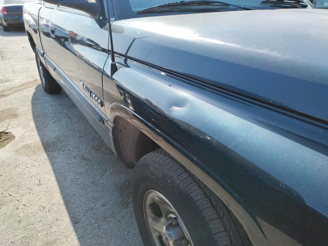 Photo 9 from auction – 1998 DODGE RAM 1500 with VIN 3B7HC13Z4WG172806