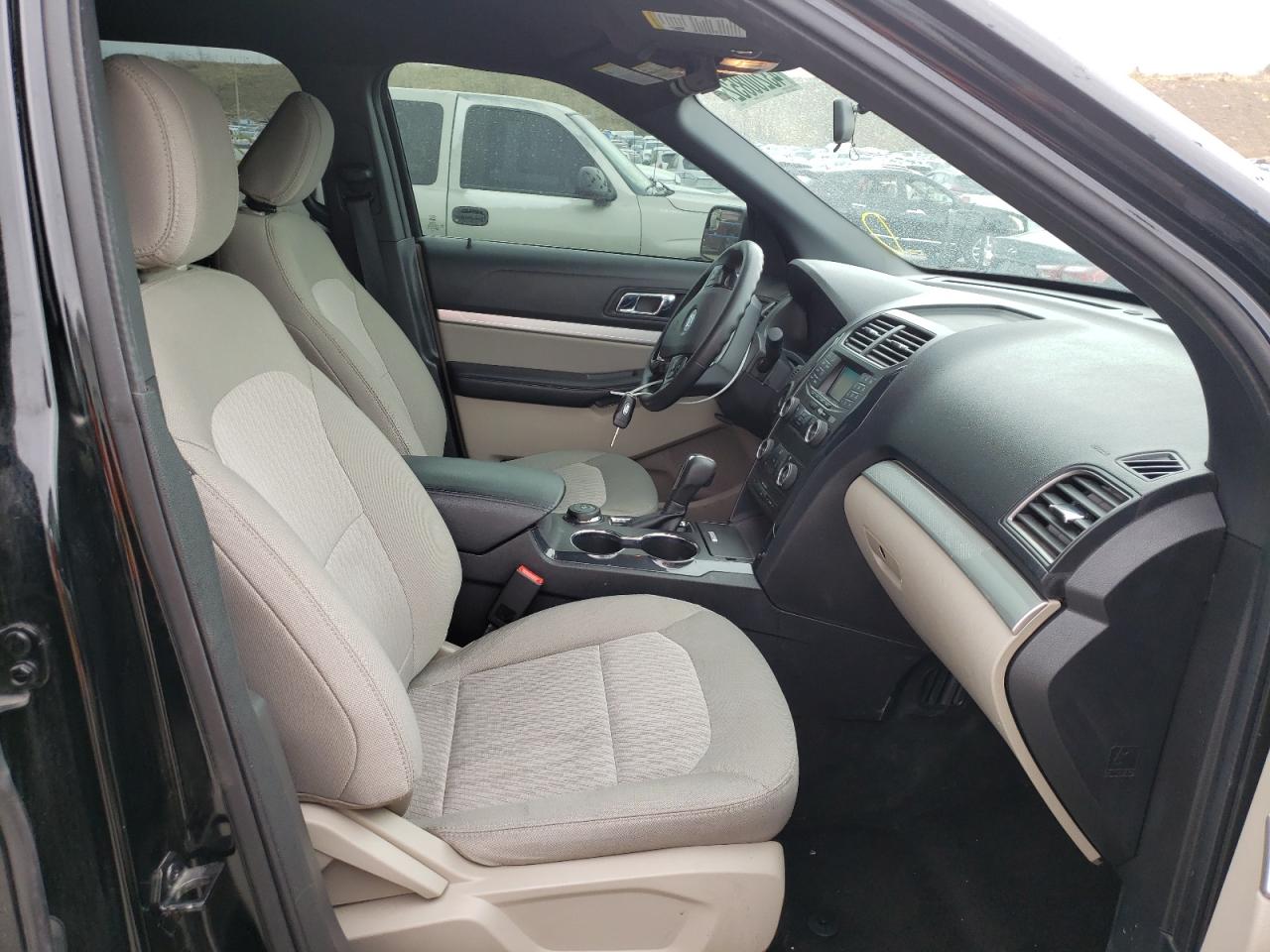 Photo 5 from auction – 2018 FORD EXPLORER with VIN 1FM5K8B89JGB30977