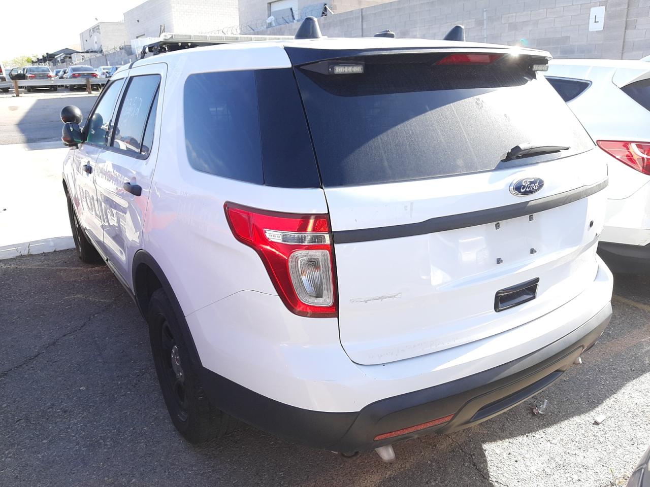 Photo 3 from auction – 2014 FORD EXPLORER P with VIN 1FM5K8AR4EGA09290