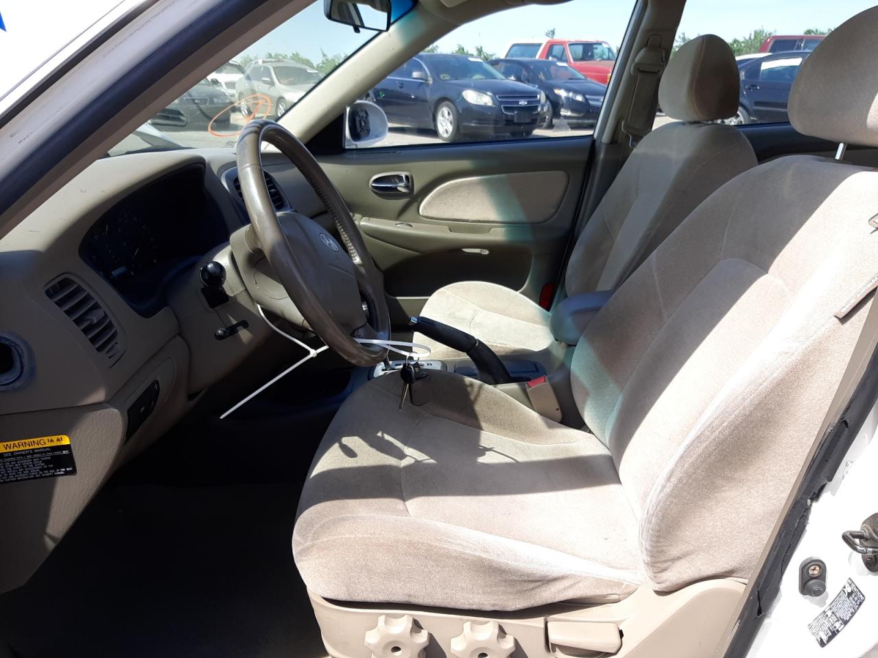 Photo 5 from auction – 2004 HYUNDAI SONATA GL with VIN KMHWF25S44A952445