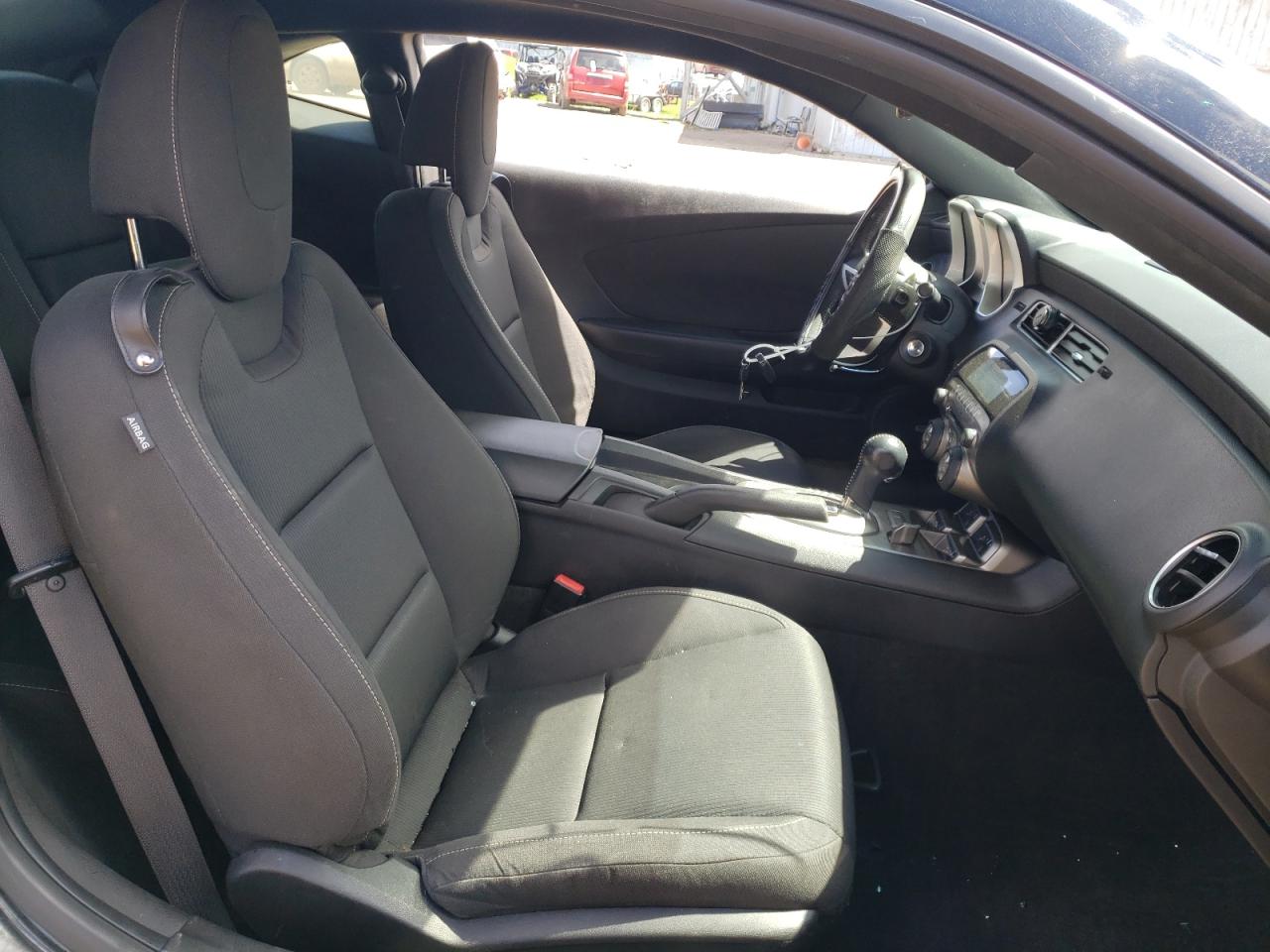 Photo 5 from auction – 2011 CHEVROLET CAMARO LT with VIN 2G1FB1EDXB9204537