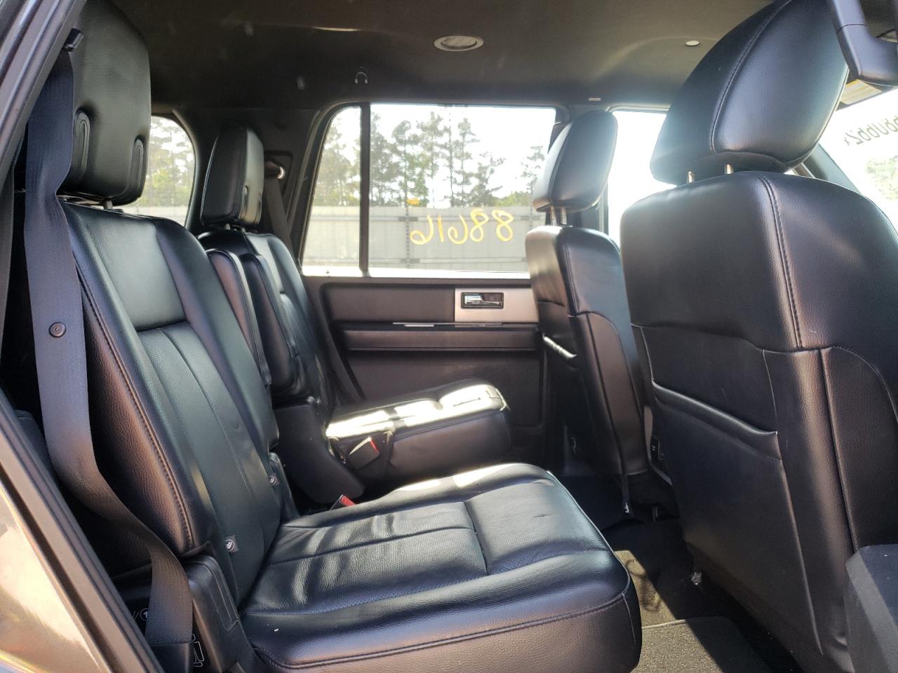 Photo 6 from auction – 2017 FORD EXPEDITION with VIN 1FMJU1HT1HEA46220