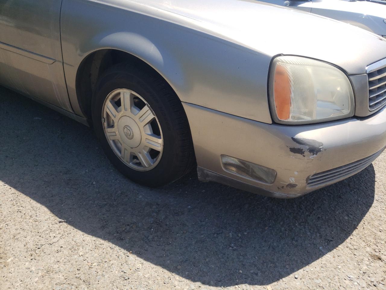 Photo 9 from auction – 2004 CADILLAC DEVILLE with VIN 1G6KD54Y24U120894