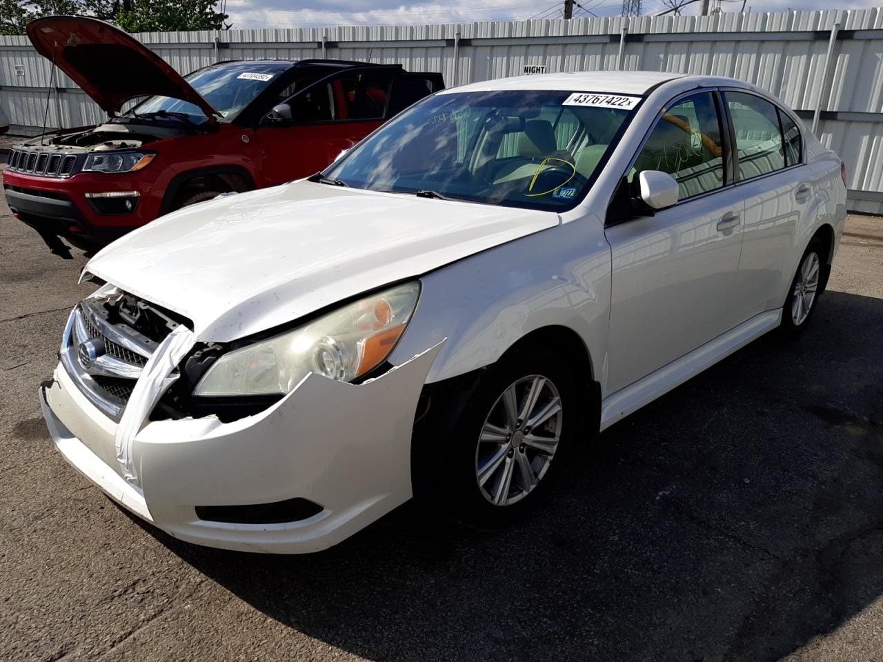 Снимка 2 от търг – 2011 SUBARU LEGACY 2.5 с VIN 4S3BMBB60B3229970