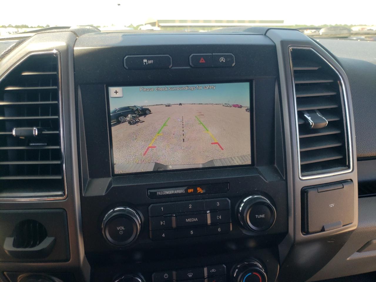 Photo 9 from auction – 2019 FORD F150 SUPER with VIN 1FTEW1CB3KKC92953