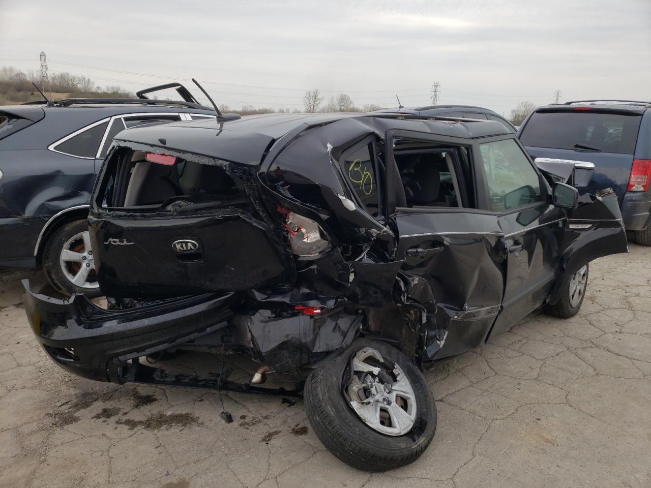 Photo 4 from auction – 2013 KIA SOUL with VIN KNDJT2A58D7629181