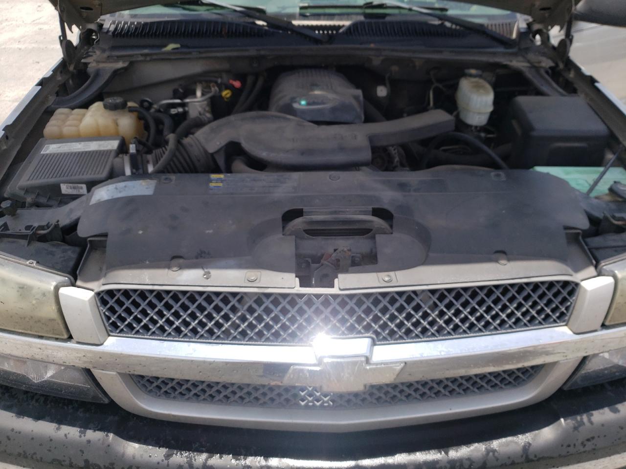 Photo 7 from auction – 2004 CHEVROLET AVALANCHE with VIN 3GNEC12T04G250390