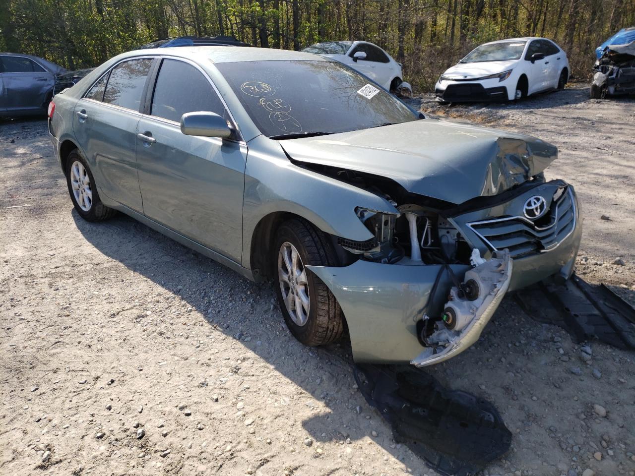 TOYOTA CAMRY BASE 2011 z numerem VIN 4T1BF3EK5BU693738 - Zdjęcie z aukcji