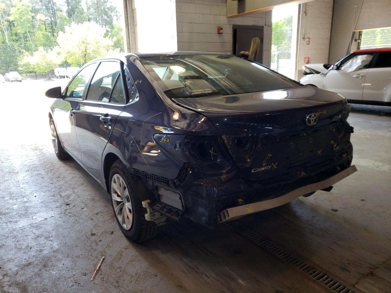 Photo 3 from auction – 2015 TOYOTA CAMRY LE with VIN 4T4BF1FK7FR494642